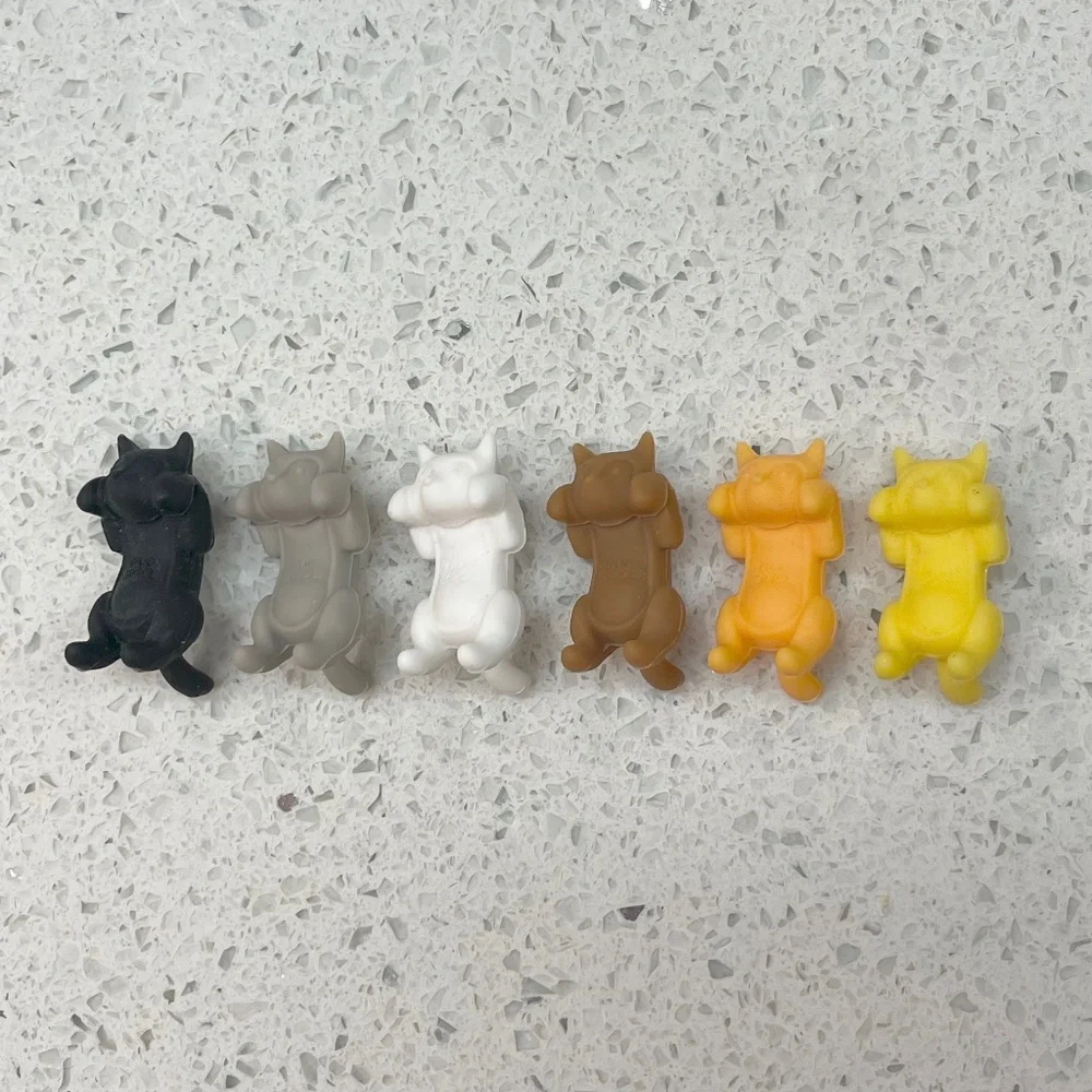 Bundle of 6 Cat Wine Charms, Silicone Drink Markers, Fits Wine Glasses and Cans